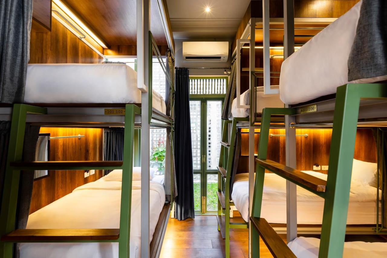 Khunluang Hostel (Adults Only) Chiang Mai Exterior foto